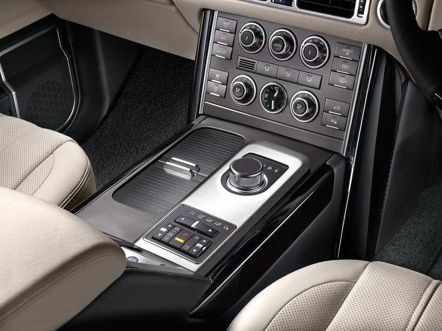  Land Rover Range Rover 2011 года  (фото 7 из 20)